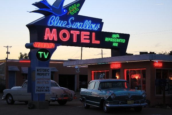 Blue Swallow Motel