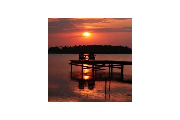 Lakefront Cottages LLC