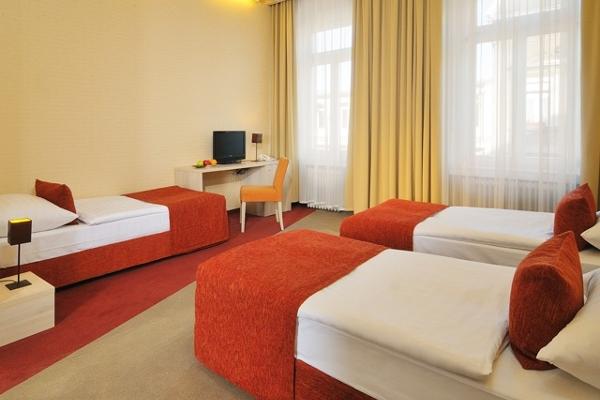 All Seasons Hotel