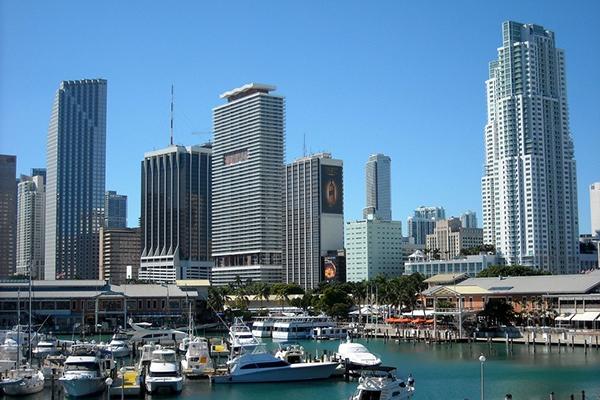 Amazing Tours LLC