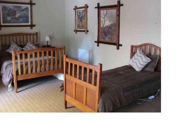 Edinburgh  Family unit  double bed + one single bed