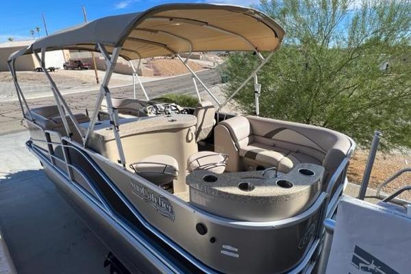 Lake Havasu Rv and Boat Rental