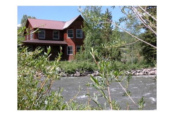 Crested Butte Rivernest