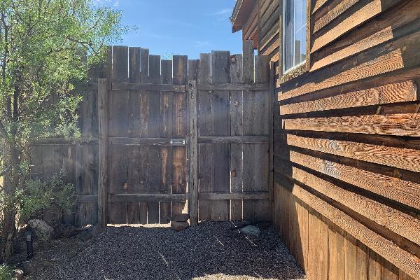 Apache Cabin - Pet Friendly with Fence