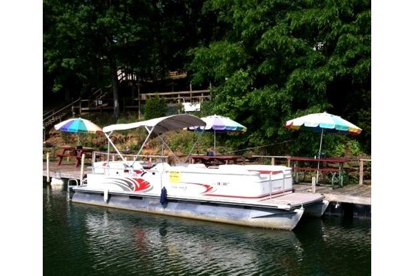 BOAT #1 24 Foot, 3 couches, captains chair, table, Sun bed.