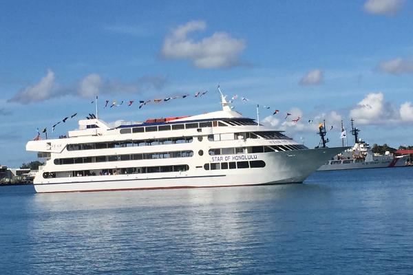 Enjoy Sunset on Star of Honolulu cruise ship