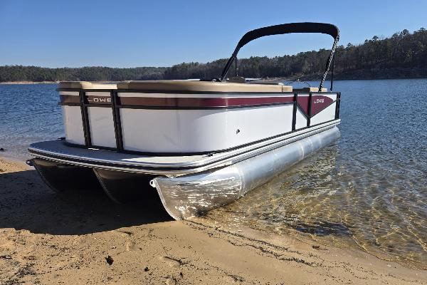 Sleek style and beach compatible