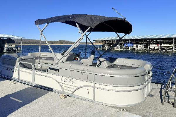 Spacious and comfortable seating for some R&R