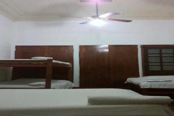 4 Beds, 4 Fans, En-Suite Bathroom, Cable TV, Wi-Fi