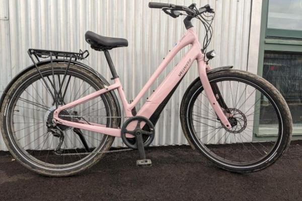 Pink Specialized Turbo Como