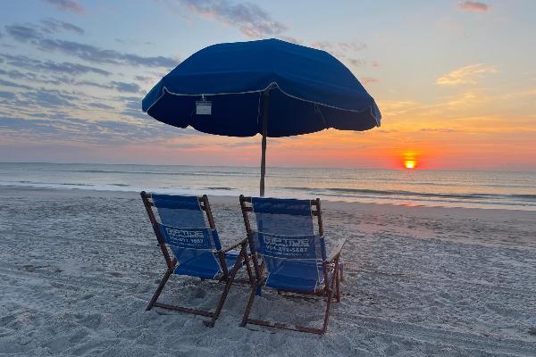 2 chairs & umbrella set