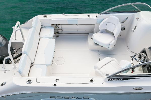 Dual Console: 21ft Robalo R207 w/150hp (stock photo but very similar)