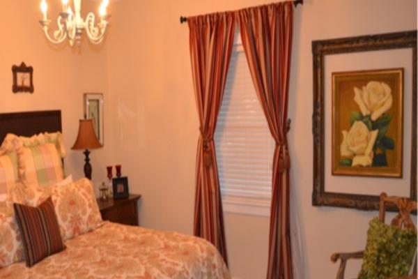 Texas Rose Suite