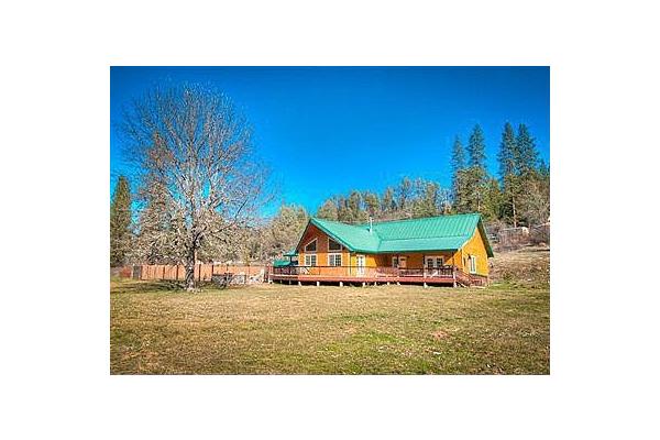 TrinityRiverVacationHome