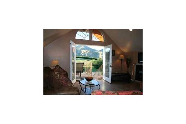 Northern Lights Chalet